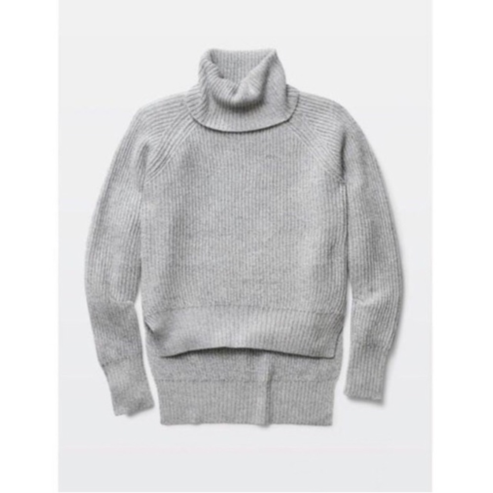Wilfred Lin light grey merino turtleneck xs oversized 20”